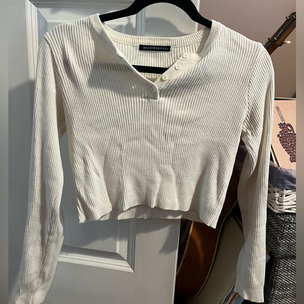 Brandy Melville sweater